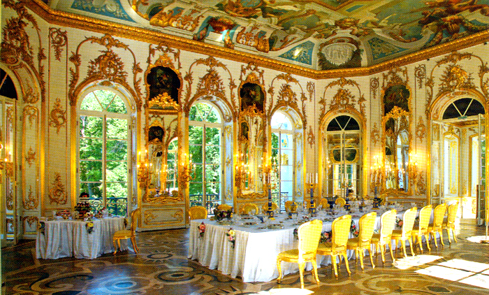 Tsarskoye Selo Hermitage tables main table+5 setting 2